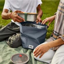 <span>Black+Blum design in London unique lifestyle and homewares products to help people live more sustainably. The range includes high-quality lunch boxes, water bottles, and thermoses as well as meal prep sets.&nbsp; Everything is built to last using premium materials, and every detail is considered for lifelong and everyday use and reuse.</span>